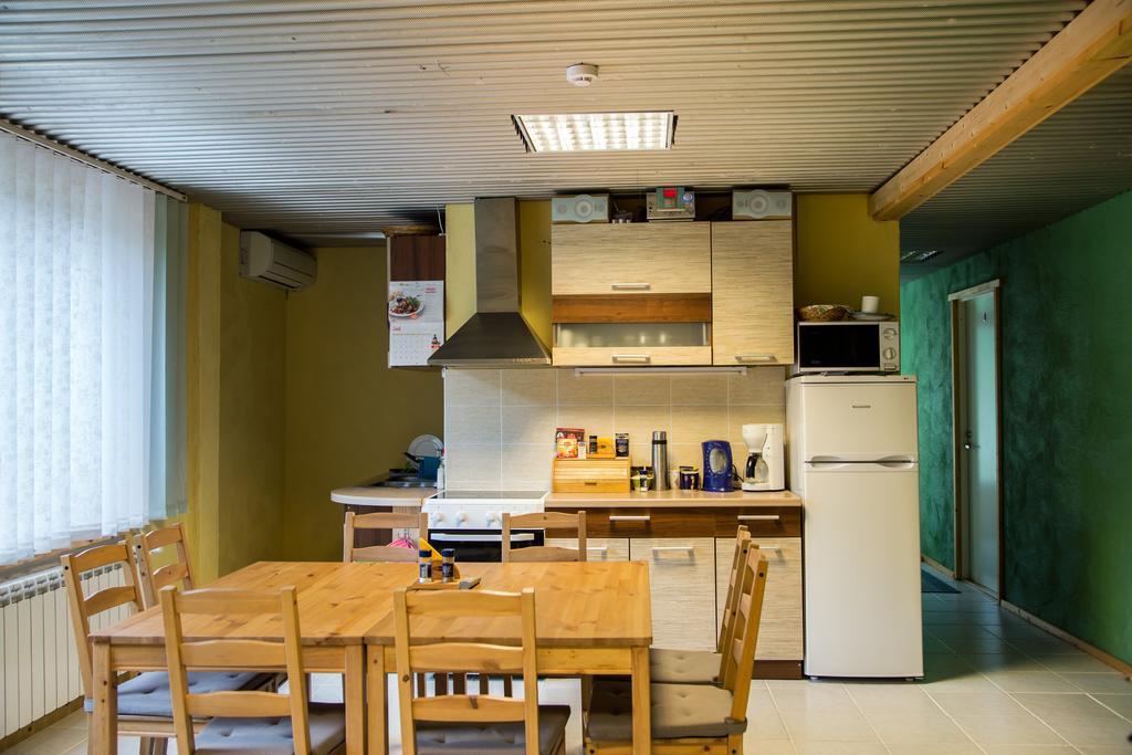 Puuna Oeoemaja B&B Vihterpalu Room photo